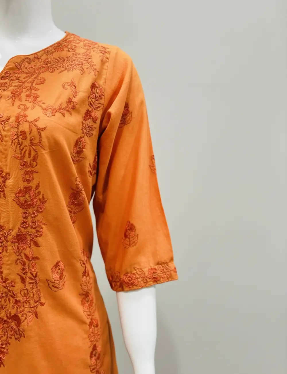 Saffron Elegance✨ Drape yourself in warmth and tradition with ‘Saffron Elegance’ – where color meets culture.
