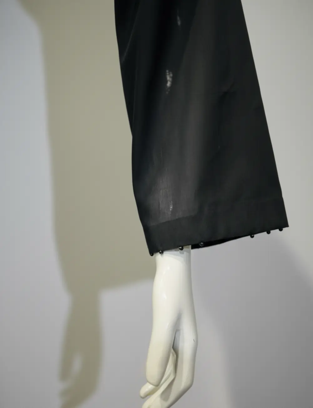 Black Elegance ✨ "Effortless elegance in our black ensemble" Simple yet sophisticated - All black, all class✨